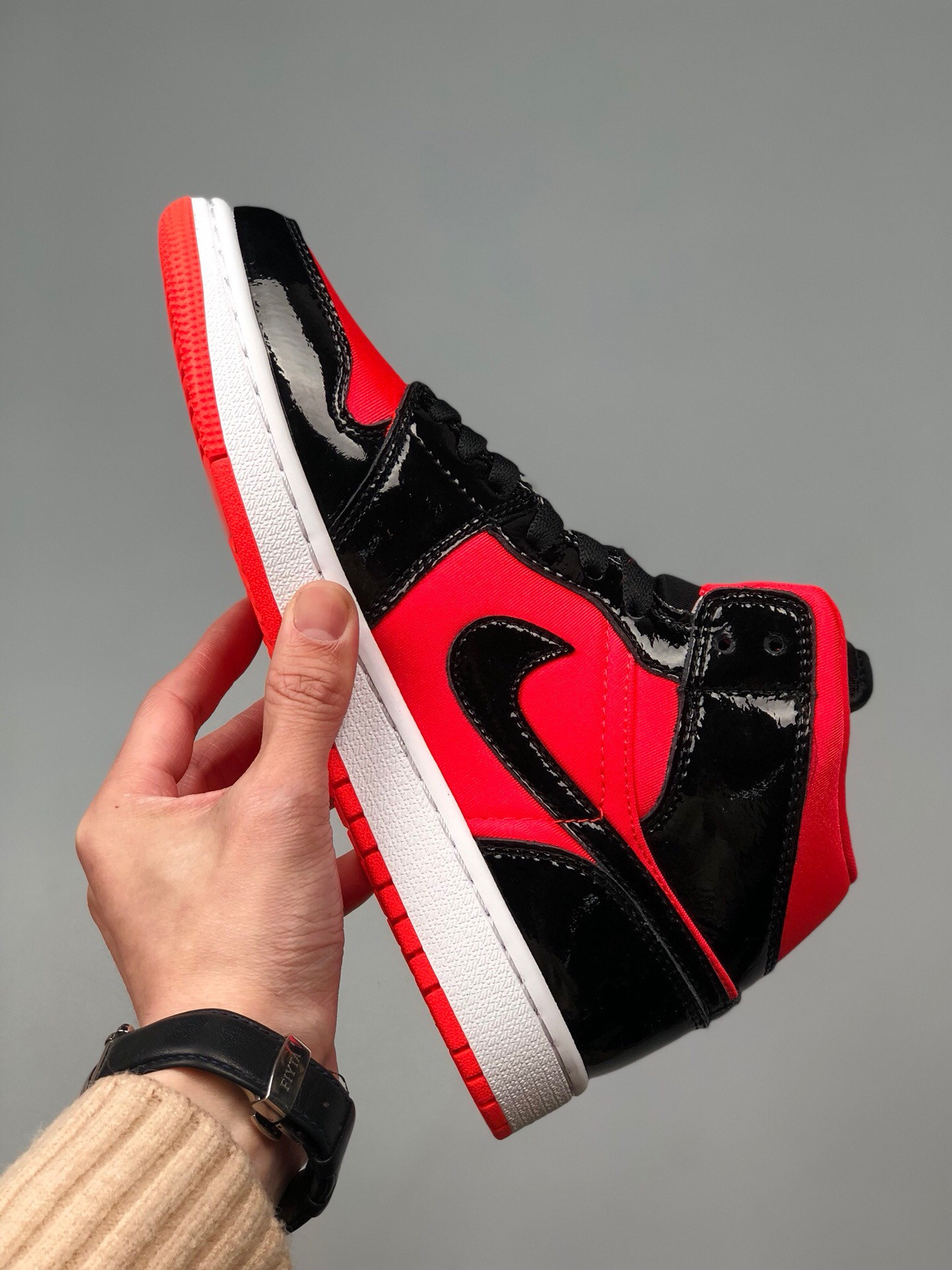 Air Jordan 1 Mid Black Hot Punch BQ6472-600 On Sale