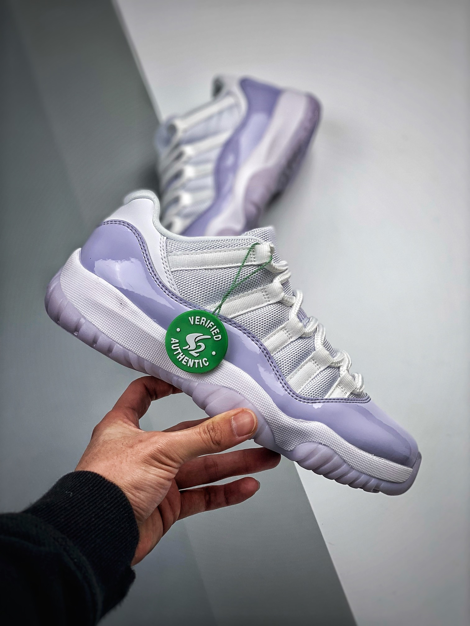 Air Jordan 11 Low White Pure Violet AH7860-101 For Sale