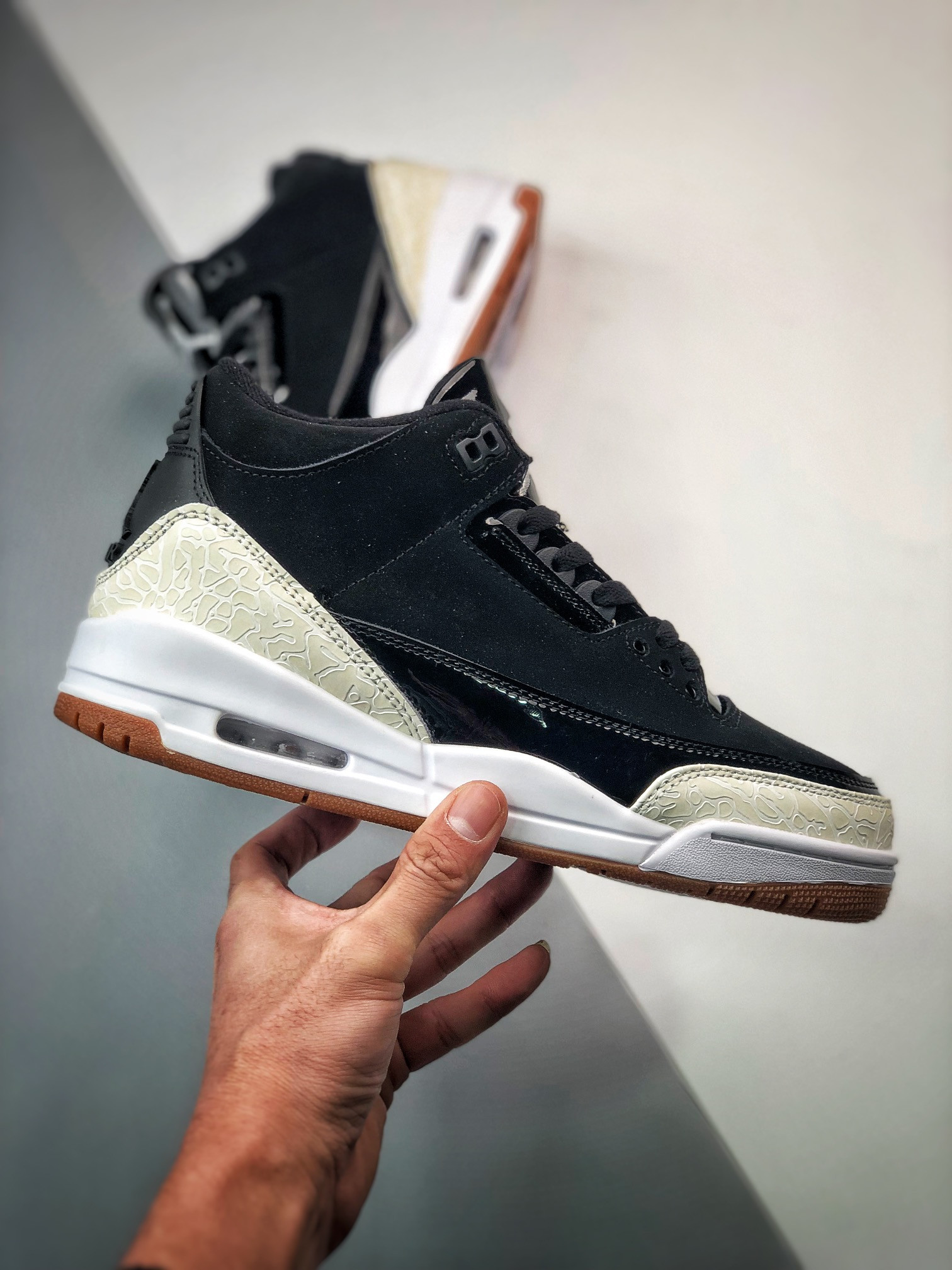 Air Jordan 3 Retro Black White Gum 441140-022 For Sale