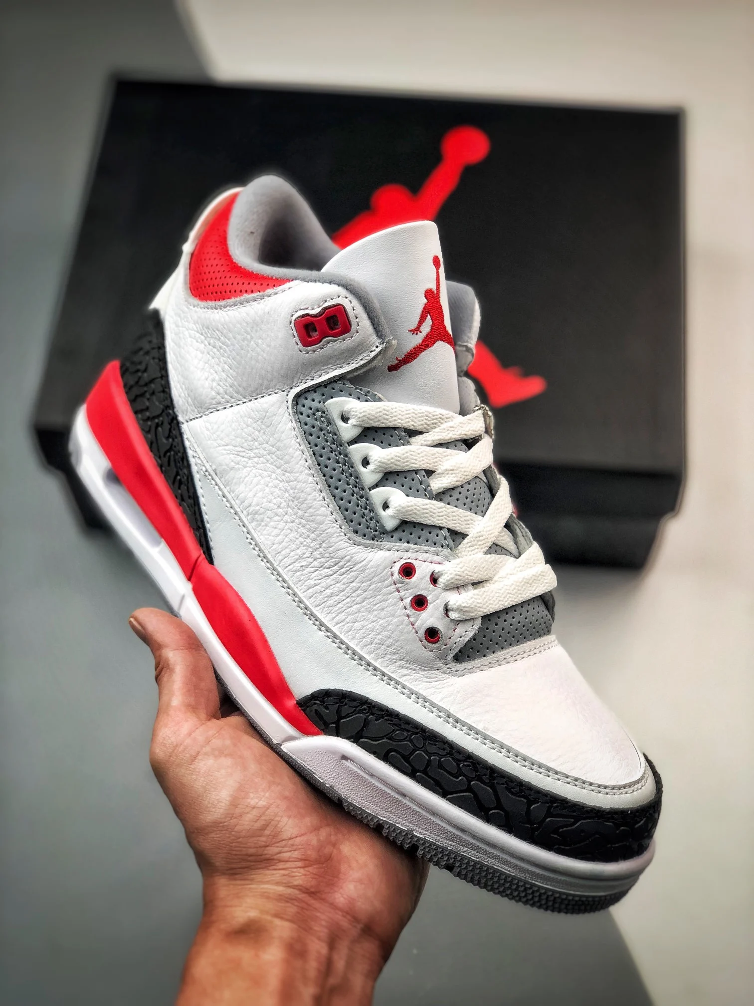 Air Jordan 3 White Fire Red-Silver-Black For Sale