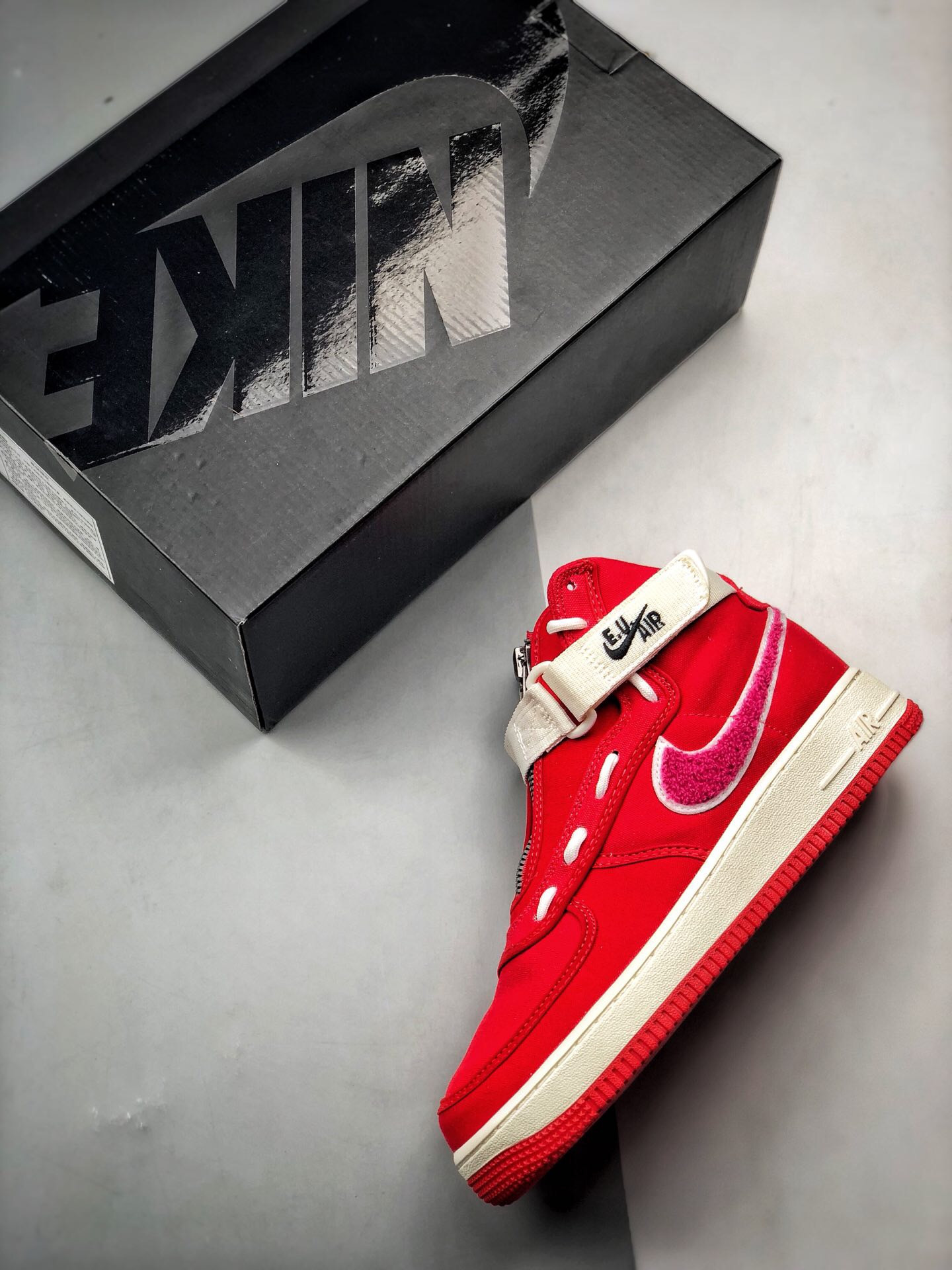 Emotionally Unavailable x Nike Air Force 1 High Red AV5840-600 For Sale