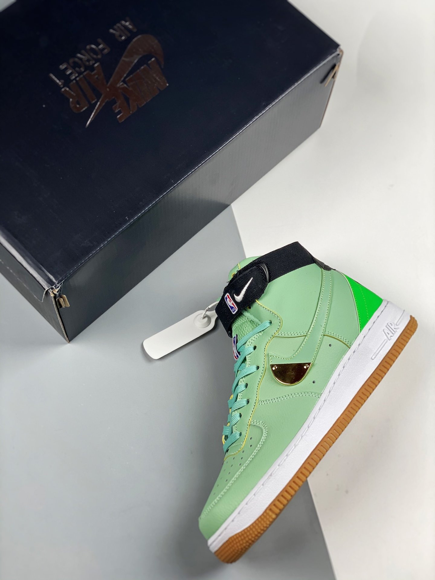 NBA x Nike Air Force 1 High Celtics Green For Sale