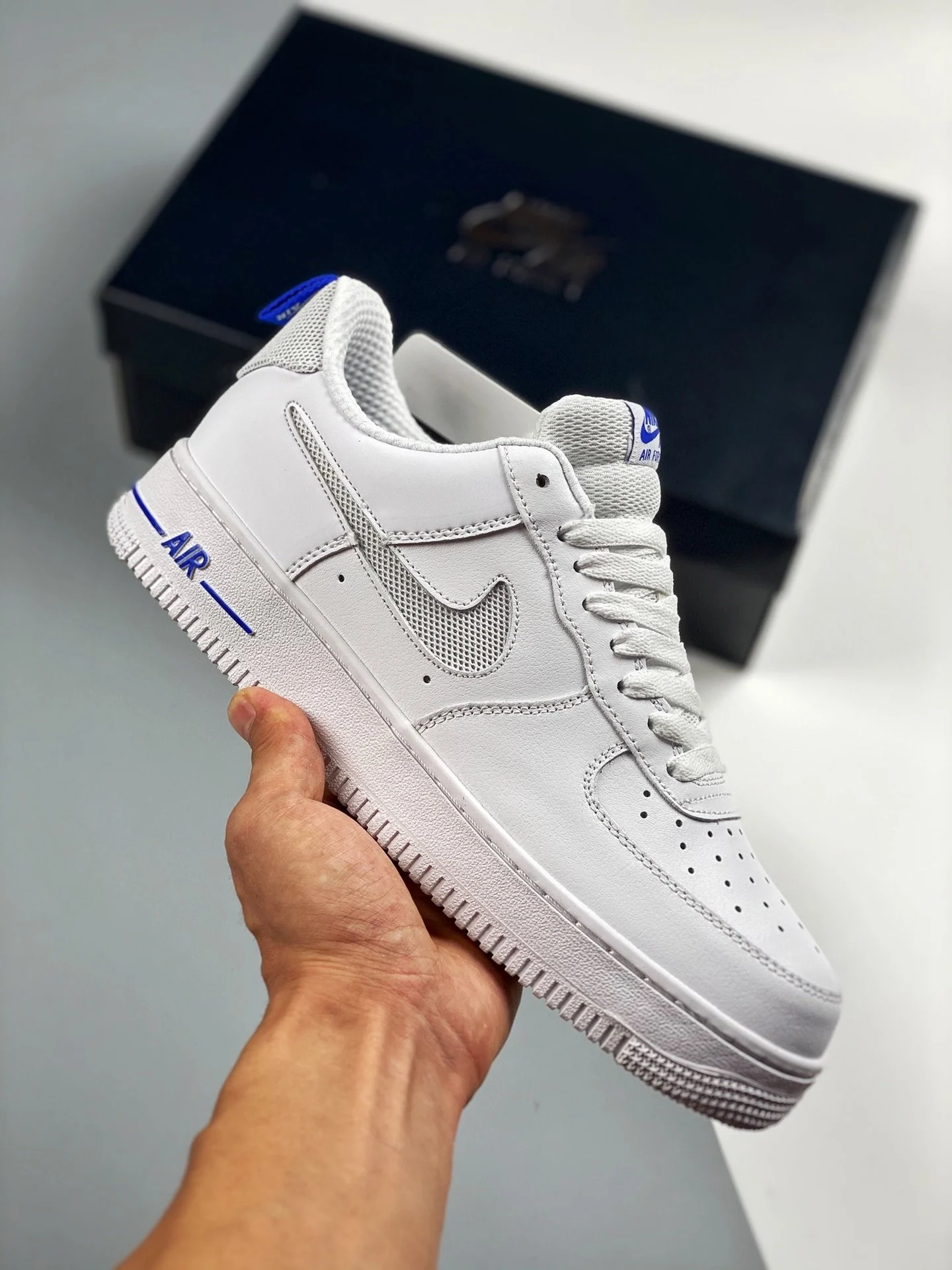 Nike Air Force 1 Low Cut-Out White For Sale