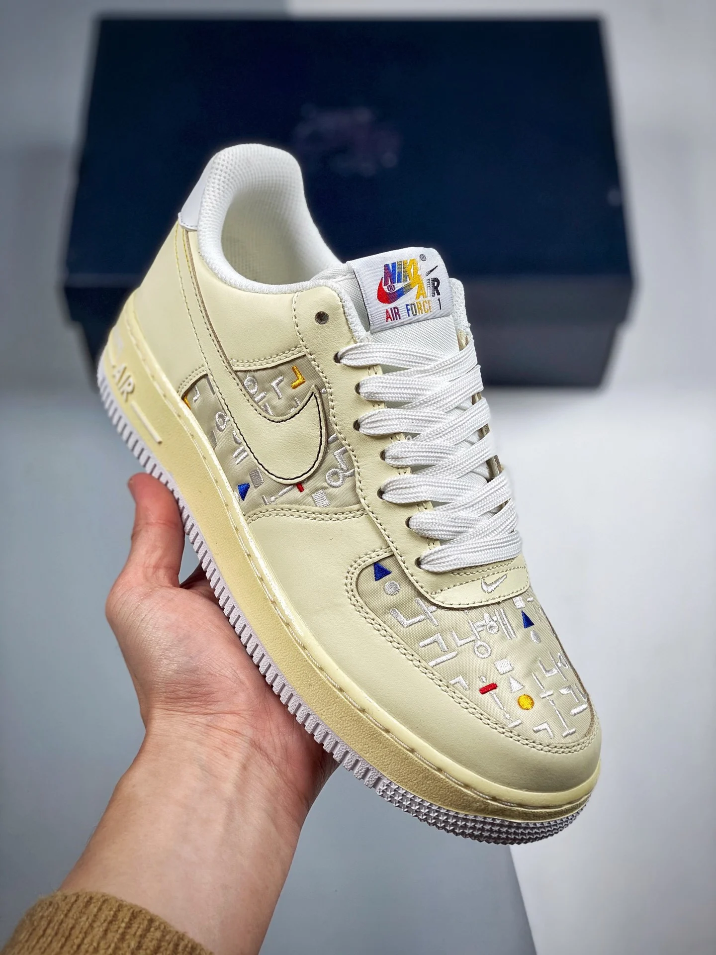 Nike Air Force 1 Low Hangeul Day Cream White DO2701-715 For Sale