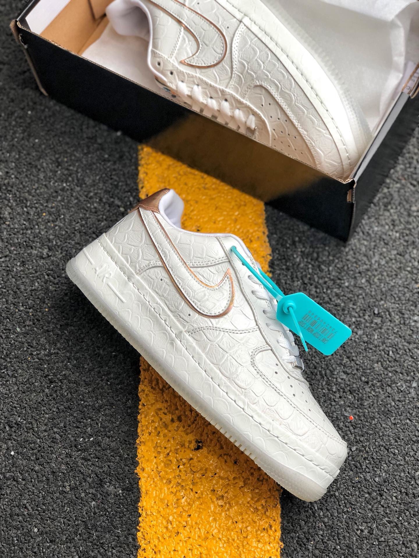 Nike Air Force 1 SP LW IO Year of the Dragon NRG White For Sale