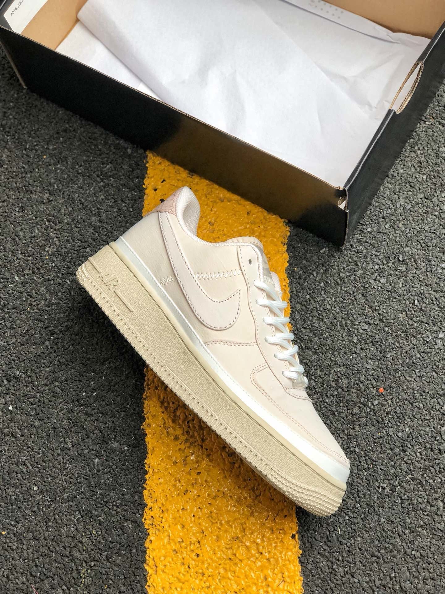 Nike Air Force 1 WMNS Soft Pink AA0287-604 For Sale