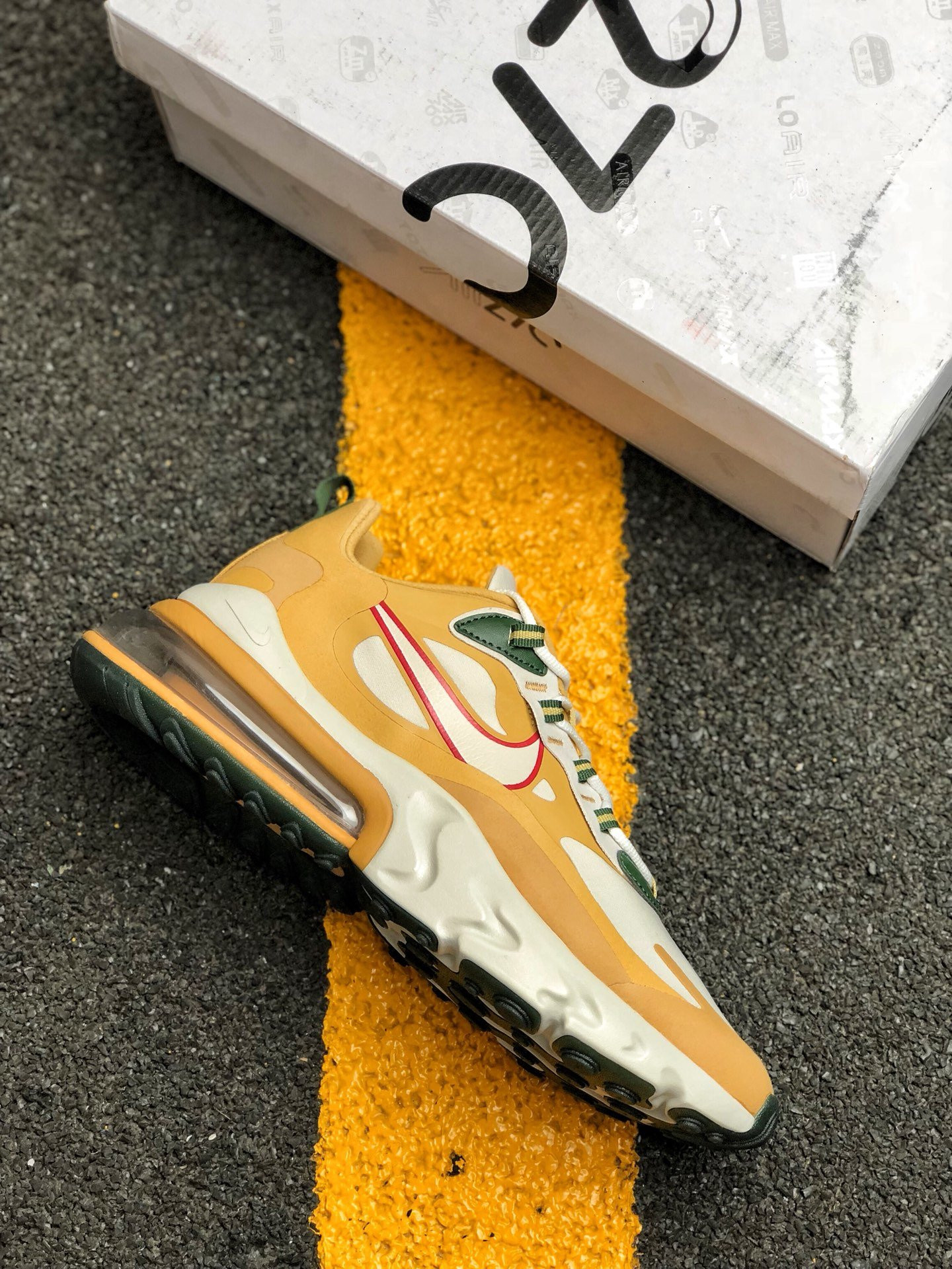 Nike Air Max 270 React Club Gold Light Bone Gold Wheat For Sale