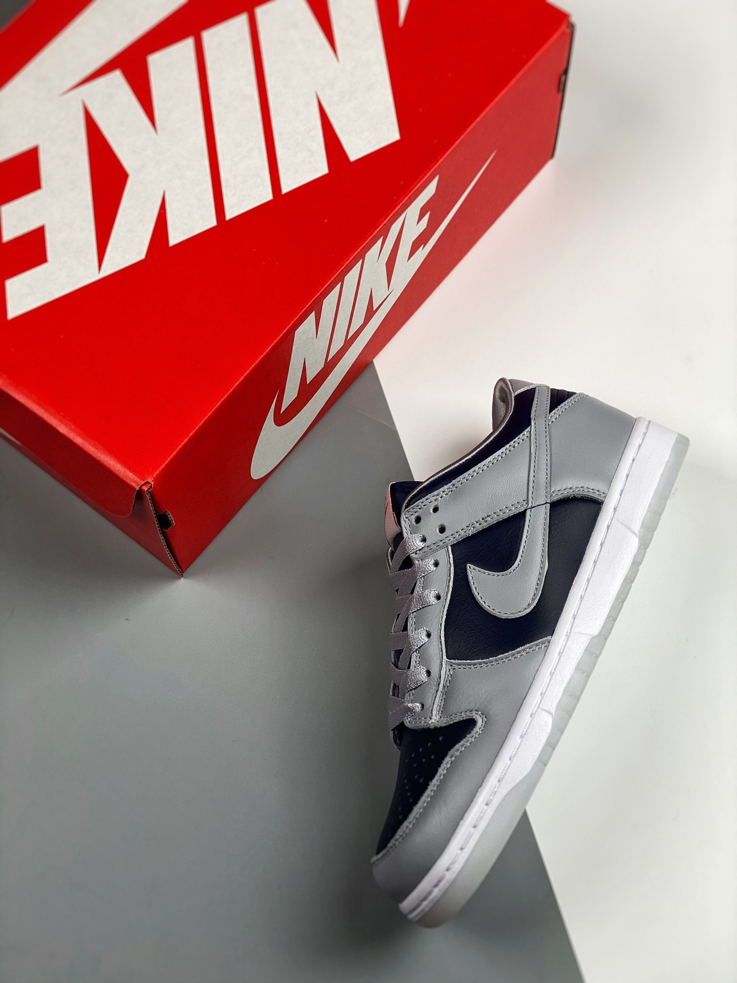 Nike Dunk Low College Navy Wolf Grey-University Red For Sale