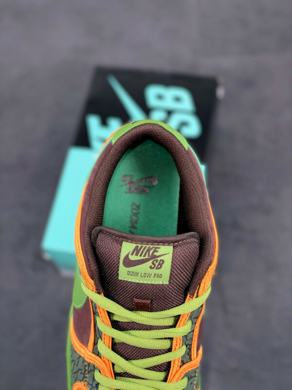 Nike SB Dunk Low De La Soul Safari Altitude Green-Baroque Brown For Sale