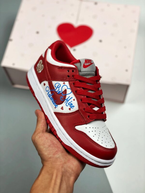 Nike SB Dunk Low Valentines Day For Sale