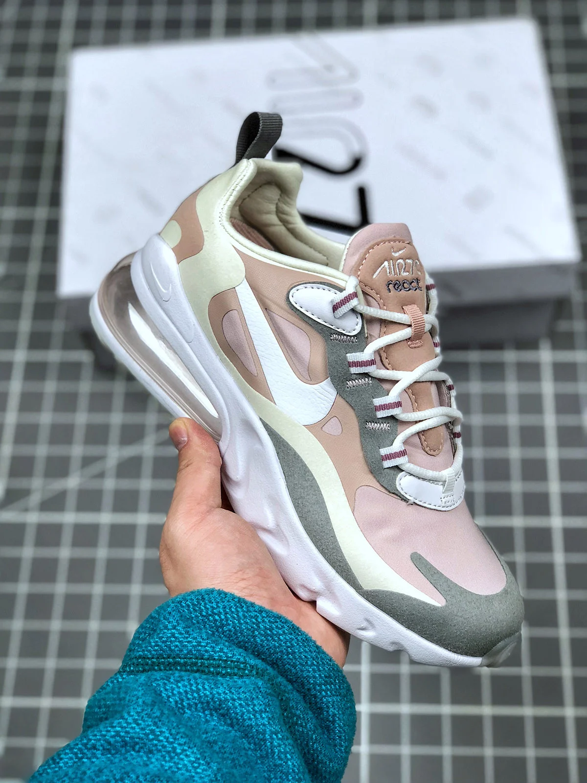 Nike WMNS Air Max 270 React Plum Chalk White-Stone Mauve For Sale