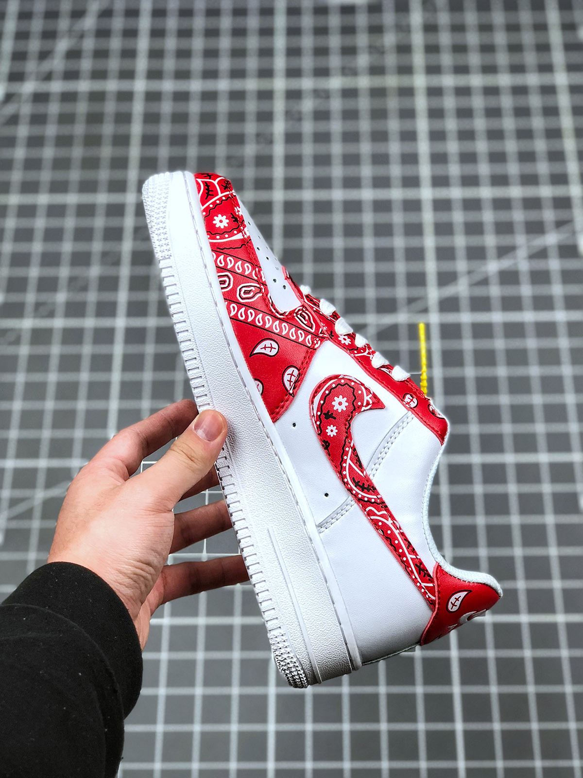 PEACEMINUSONE x Nike Air Force 1 Custom White Red For Sale