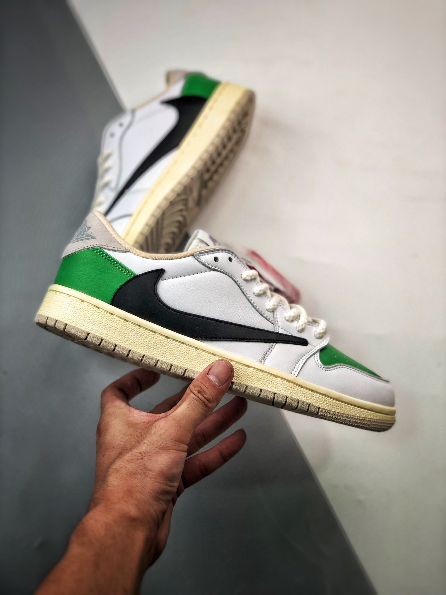 Travis Scott x Air Jordan 1 Low OG SP White Green Black For Sale