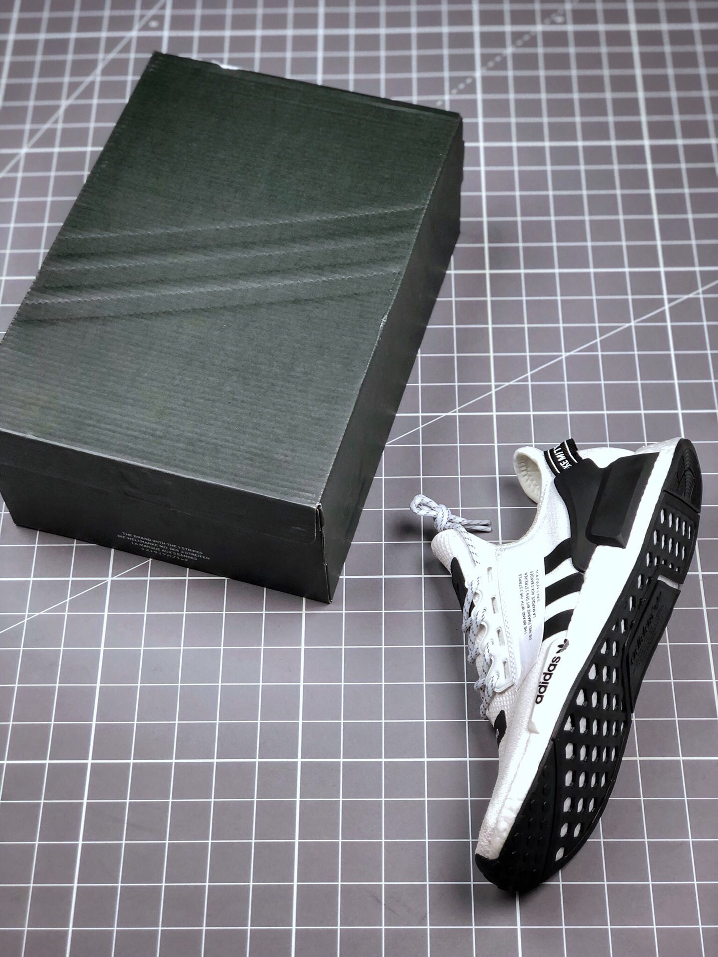 Adidas NMD R1 V2 White Black FV9022 For Sale