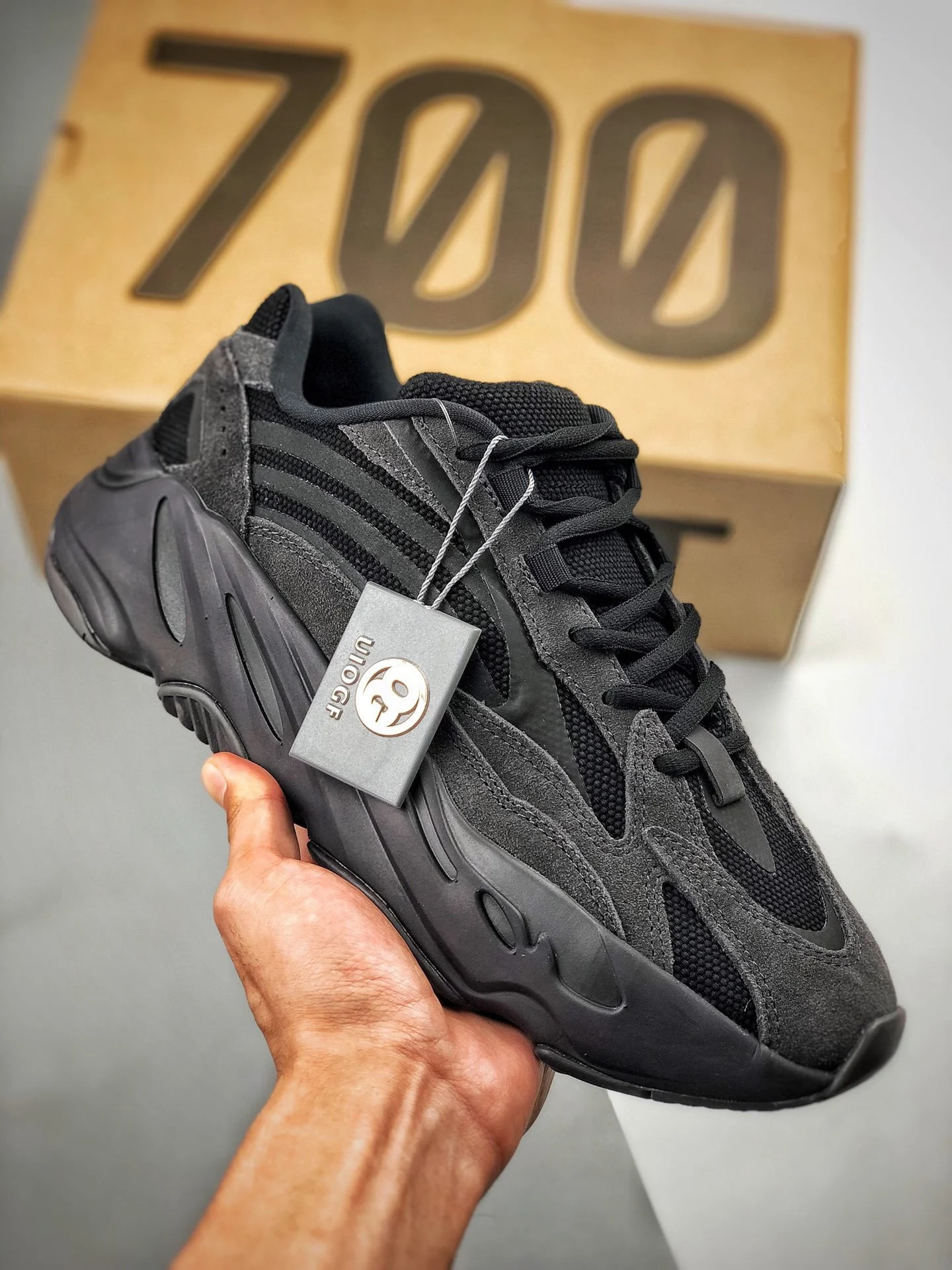 Adidas Yeezy Boost 700 V2 Vanta FU6684 For Sale